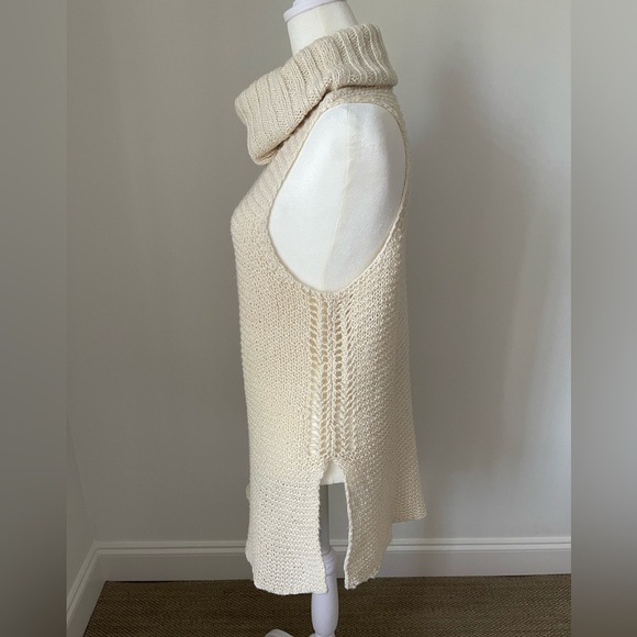 Billabong Sideways Love Sleeveless Turtleneck Sweater - Ivory - Size M - Picture 4 of 15